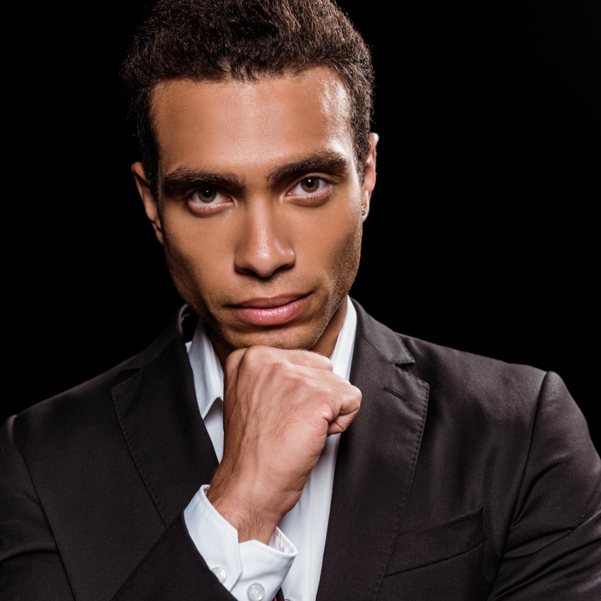Meet the Harbinger - Luc Saint-Cyr Meet the Harbinger - Luc Saint-Cyr